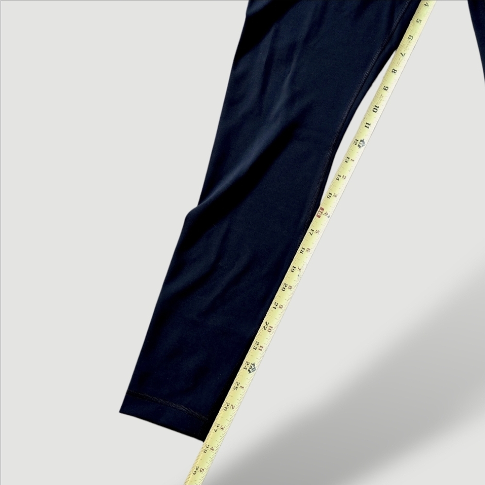Lulu- Wunder Under Smooth Cover 28", Black, Size 8 & 10 - Picture 8 of 16